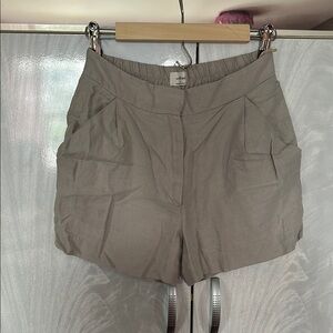 Aritzia Linen Shorts